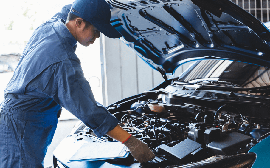 「ヒーター効かない!」その“ぬるさ”整備士は見逃さない 4 冷却水リザーブタンクの液面を確認してヒーター不良を点検する方法