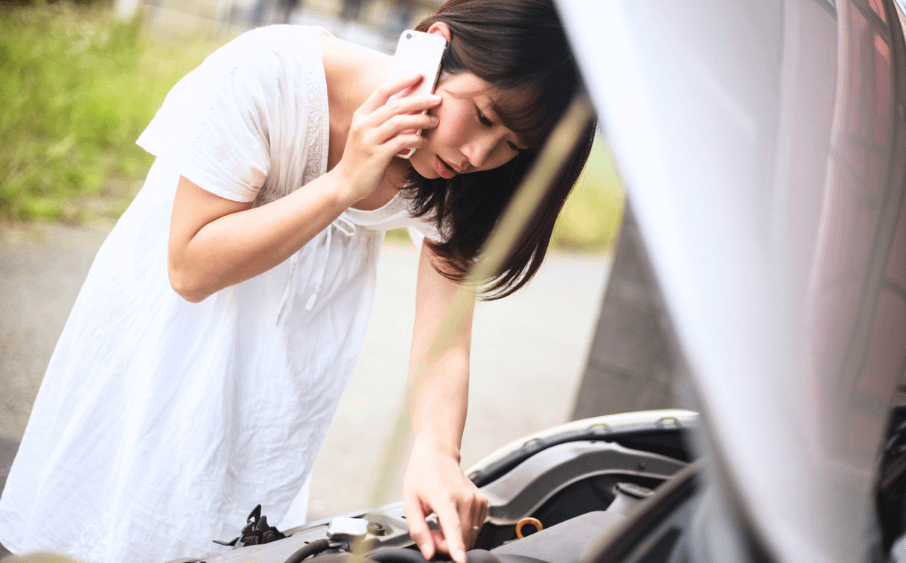 電圧ゼロ、やる気ゼロ…バッテリー上がりで朝の車が寝坊中! 2 走行時間が少なくバッテリー電圧が下がりエンジンがかからなくなるイメージ