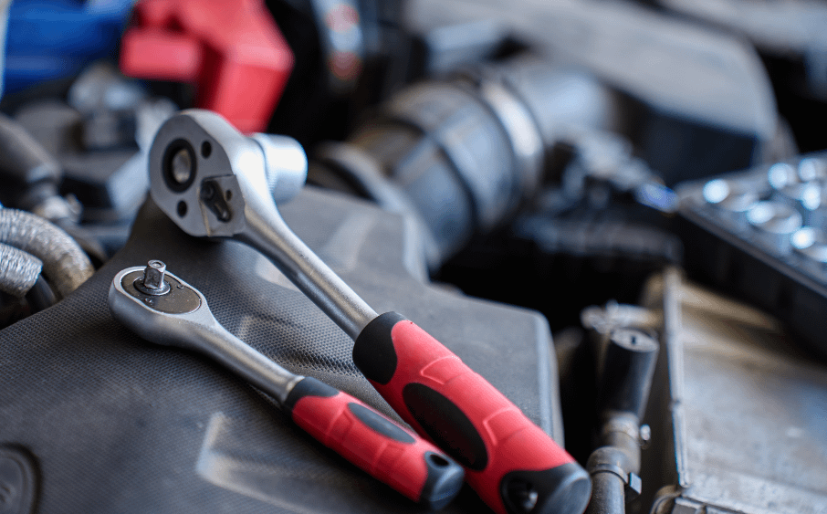 整備士が買ってよかったもの…結論はコメント欄で 7 整備士が買って後悔した工具のイメージ